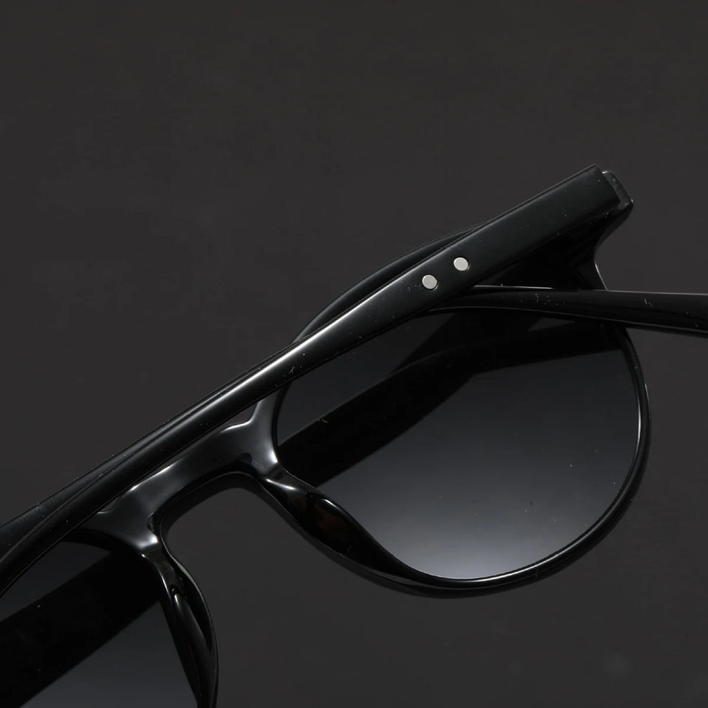 Retro TR90 — Sporty Style Meets Timeless Elegance